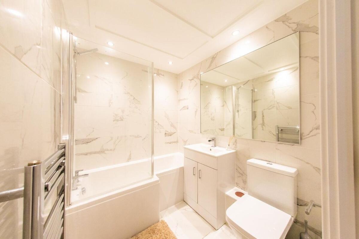 By Brighton Station Parking Central Two Bedroom Apartment Balcony Flat Accommodating Four Guests Exterior foto